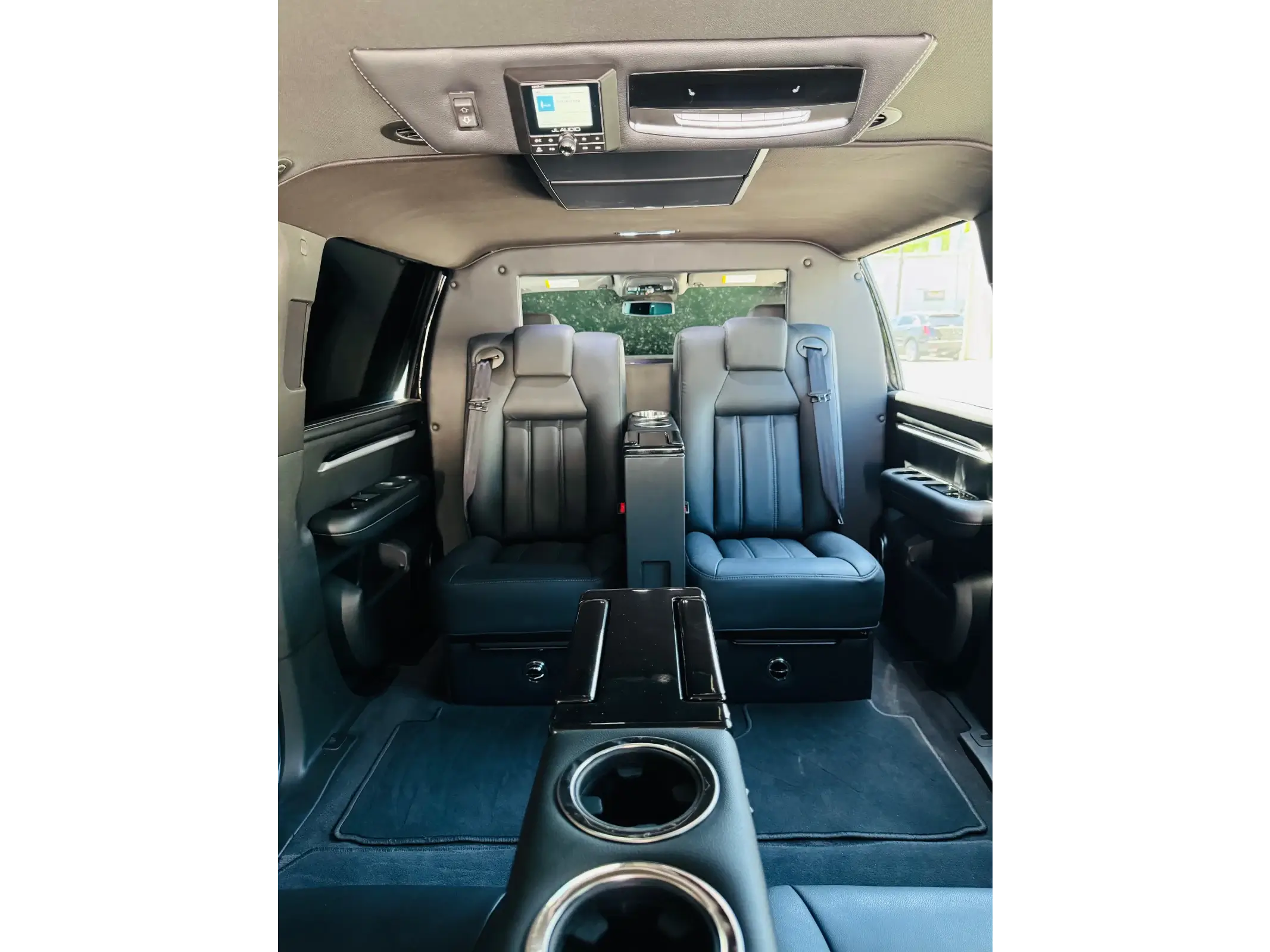 Everest Interior Back-Facing Seats